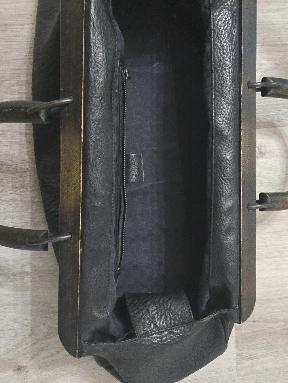 Vintage Gucci Pebbled Leather Doctor Bag Top Handle Satchel